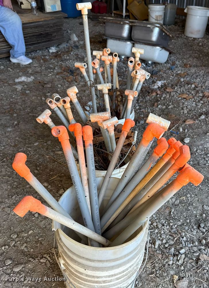 image for item EG8045 Approximately 15 steel traps