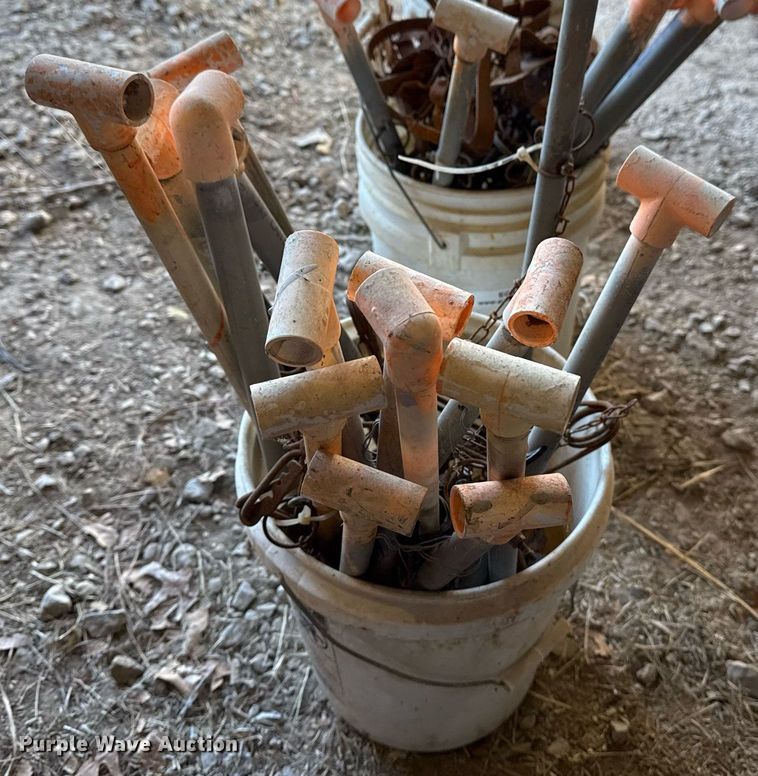 image for item EG8045 Approximately 15 steel traps