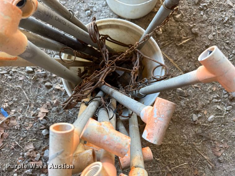 image for item EG8045 Approximately 15 steel traps