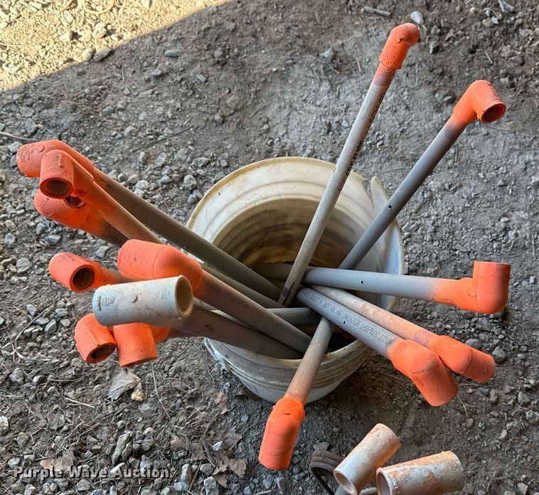 image for item EG8045 Approximately 15 steel traps