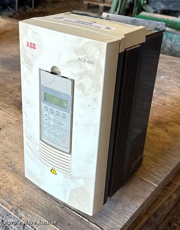 image for item EG8046 ABB ACS600 variable frequency drive