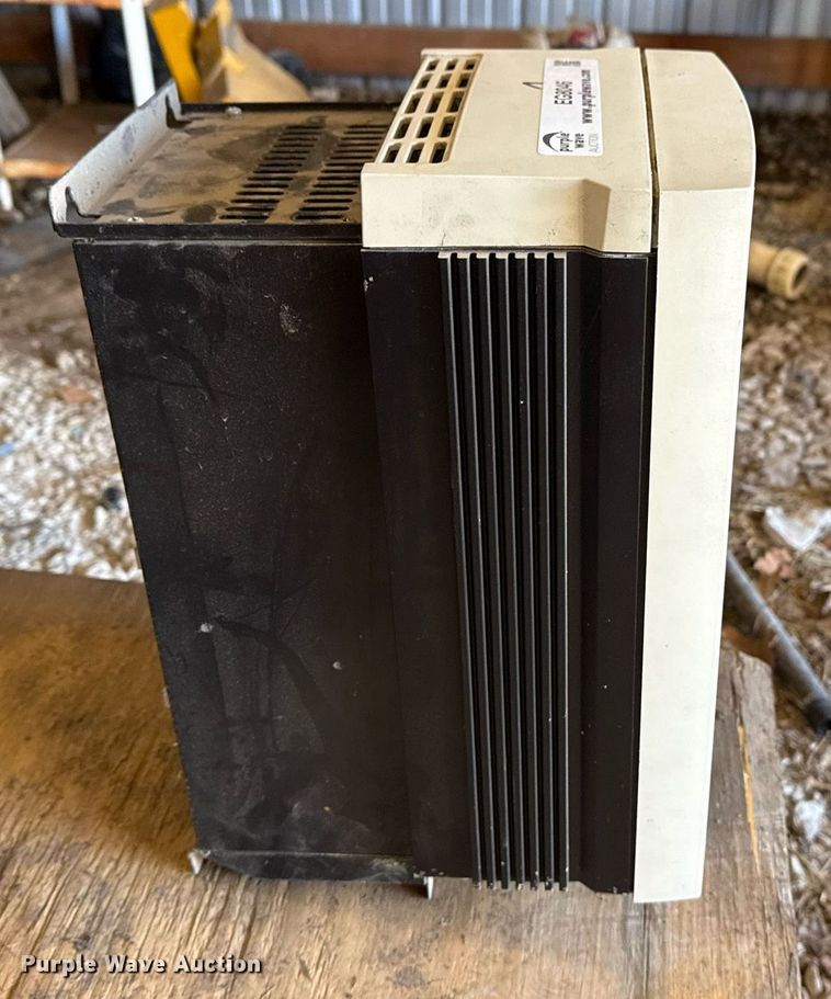 image for item EG8046 ABB ACS600 variable frequency drive