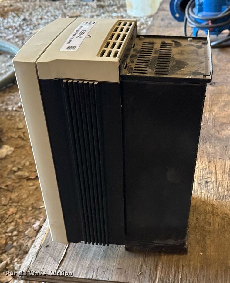 image for item EG8046 ABB ACS600 variable frequency drive