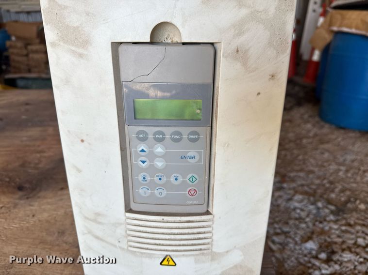 image for item EG8046 ABB ACS600 variable frequency drive