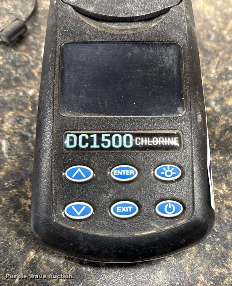 image for item EG8052 LaMotte DC1500 chlorine tester