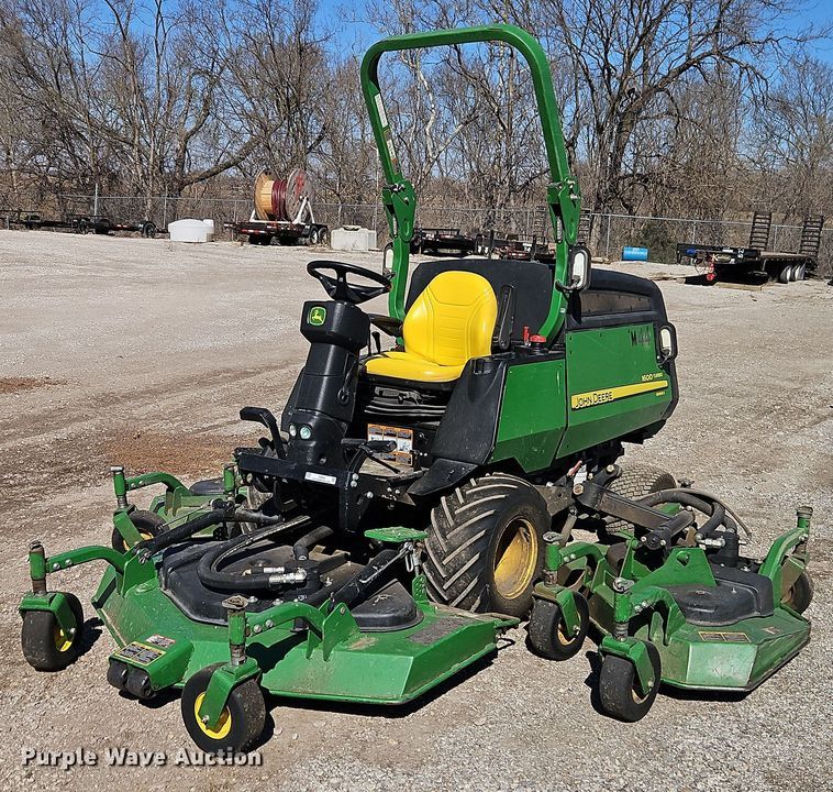 image for item EI8888 2016 John Deere 1600 Turbo ZTR lawn mower