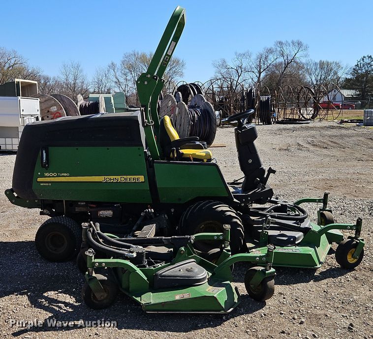 image for item EI8888 2016 John Deere 1600 Turbo ZTR lawn mower