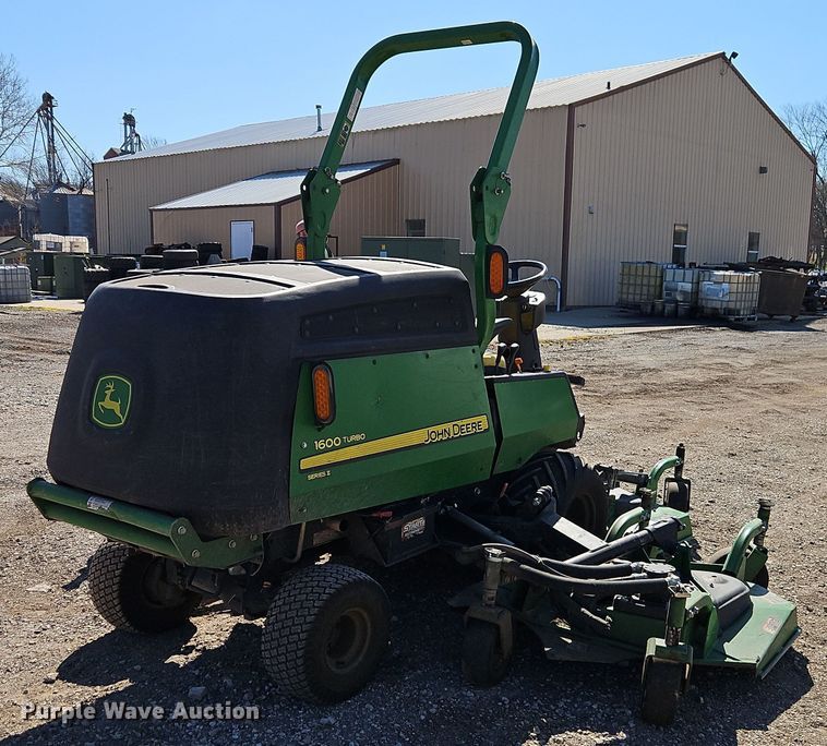 image for item EI8888 2016 John Deere 1600 Turbo ZTR lawn mower