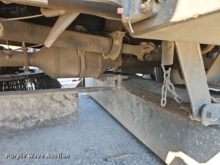 image for item EI8889 2011 International 4300M7 SBA  street sweeper truck