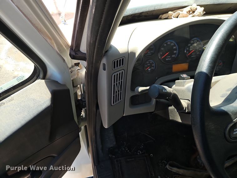 image for item EI8889 2011 International 4300M7 SBA  street sweeper truck