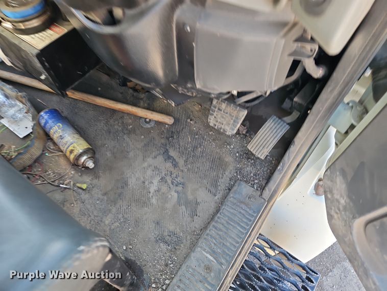 image for item EI8889 2011 International 4300M7 SBA  street sweeper truck