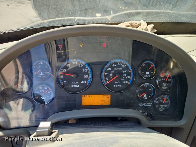 image for item EI8889 2011 International 4300M7 SBA  street sweeper truck