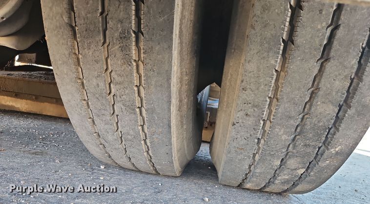 image for item EI8889 2011 International 4300M7 SBA  street sweeper truck