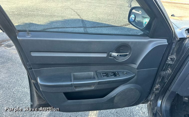 image for item EJ0382 2010 Dodge Charger 