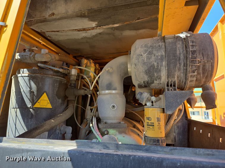 image for item EJ7340 2003 Sterling Condor paint striper truck