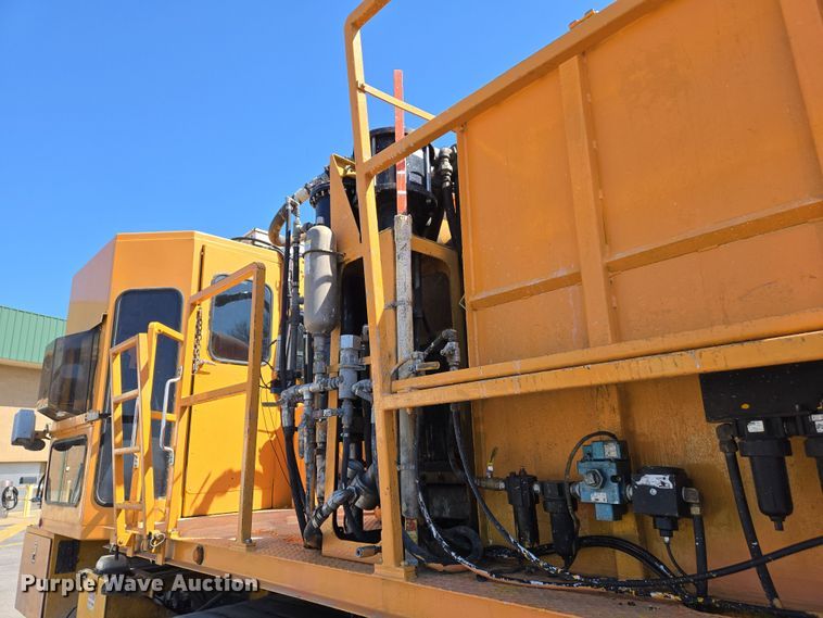 image for item EJ7340 2003 Sterling Condor paint striper truck