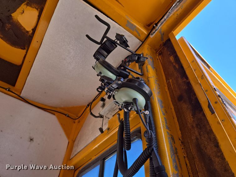 image for item EJ7340 2003 Sterling Condor paint striper truck