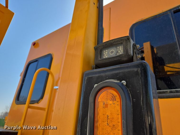 image for item EJ7340 2003 Sterling Condor paint striper truck