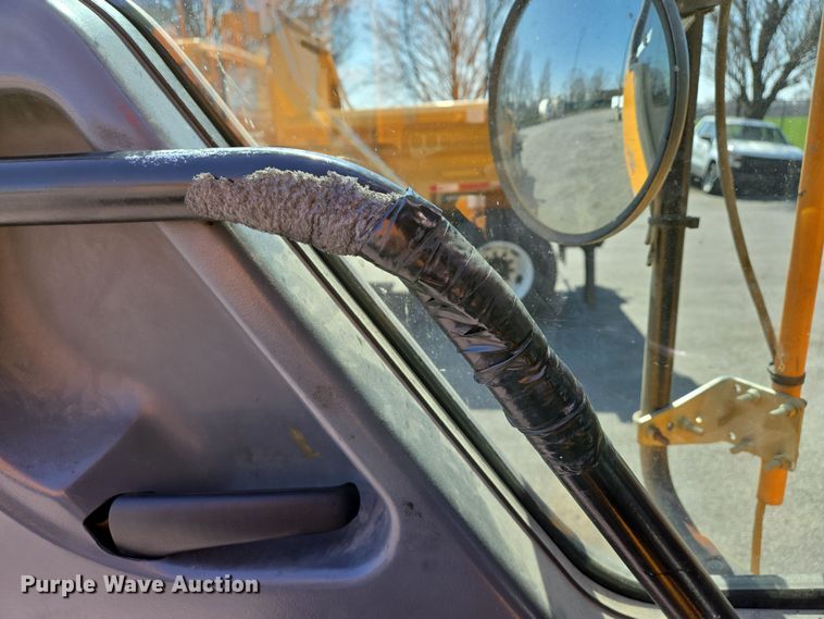 image for item EJ7340 2003 Sterling Condor paint striper truck