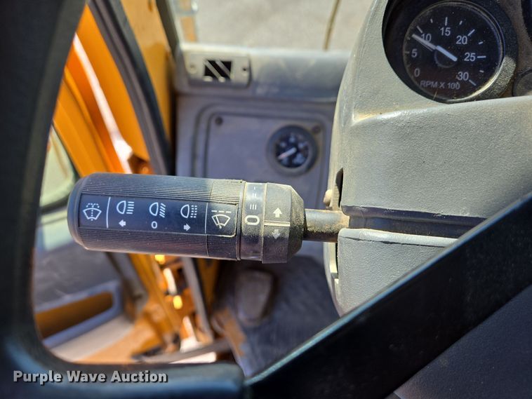 image for item EJ7340 2003 Sterling Condor paint striper truck