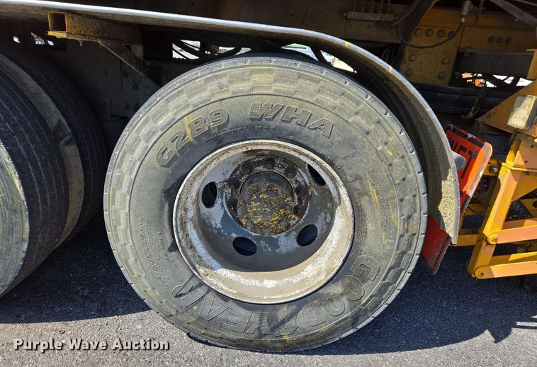 image for item EJ7340 2003 Sterling Condor paint striper truck