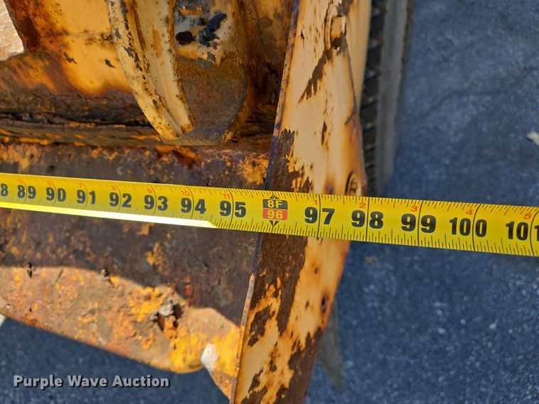 image for item EJ7341 2007 International 7400 Crew Cab dump truck