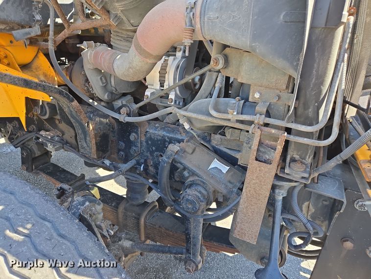 image for item EJ7341 2007 International 7400 Crew Cab dump truck