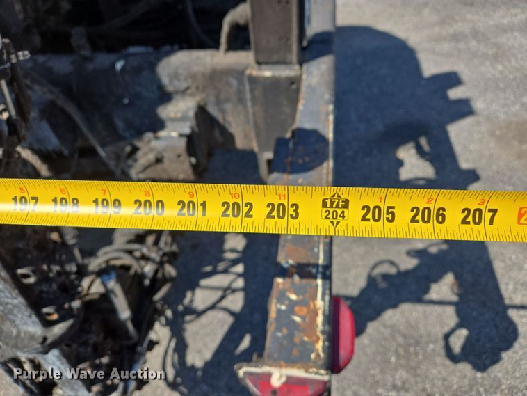 image for item EJ7342 2003 International FL80 oil distributor truck