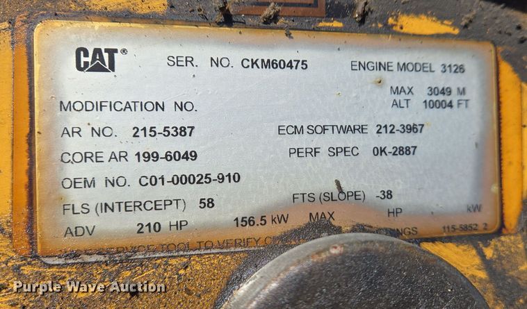 image for item EJ7342 2003 International FL80 oil distributor truck