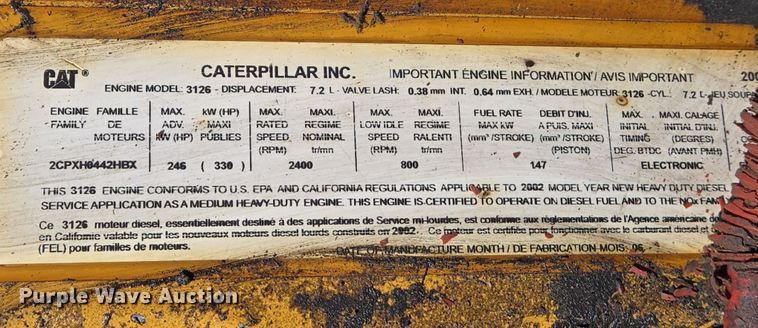 image for item EJ7342 2003 International FL80 oil distributor truck