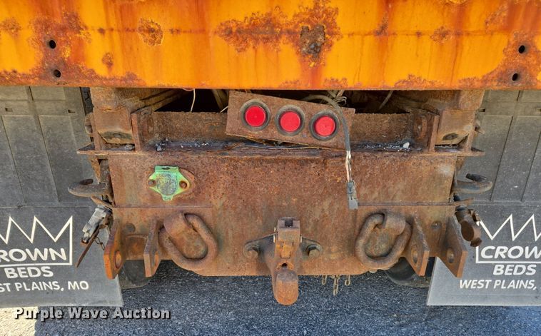 image for item EJ7343 2003 International 7400 dump truck