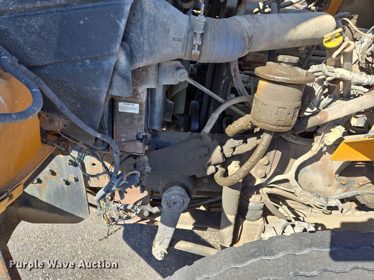 image for item EJ7343 2003 International 7400 dump truck