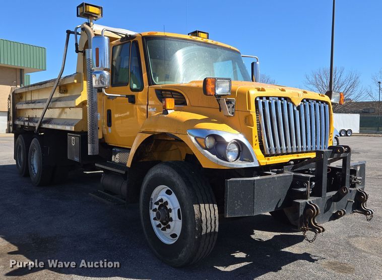 image for item EJ7347 2011 International 7500 dump truck