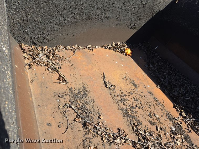 image for item EJ7347 2011 International 7500 dump truck