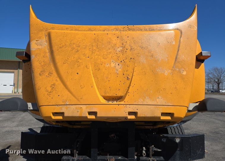 image for item EJ7347 2011 International 7500 dump truck