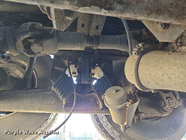 image for item EJ7347 2011 International 7500 dump truck