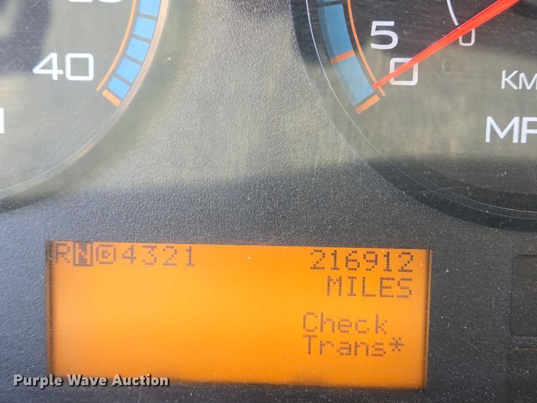 image for item EJ7347 2011 International 7500 dump truck