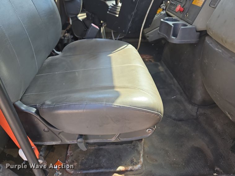 image for item EJ7347 2011 International 7500 dump truck