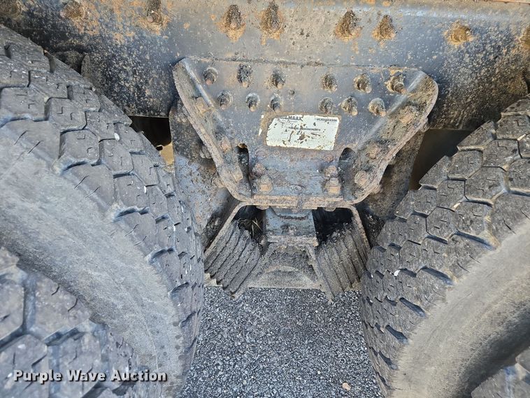 image for item EJ7347 2011 International 7500 dump truck