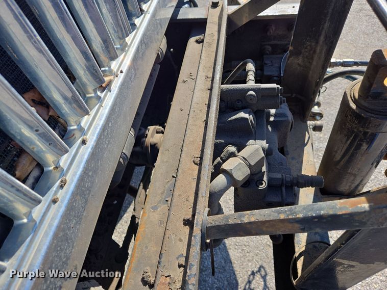 image for item EJ7348 2006 International 7400 dump truck