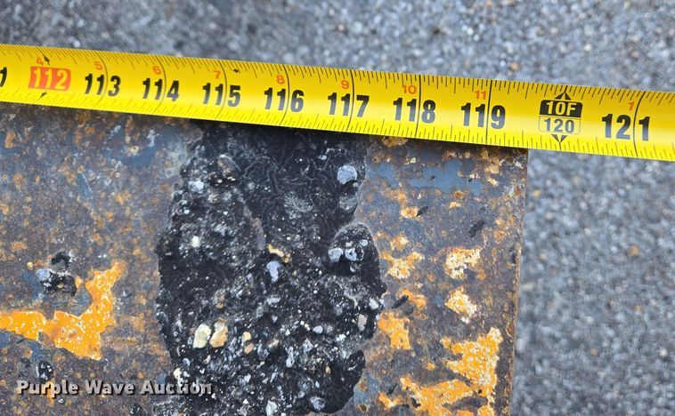 image for item EJ7348 2006 International 7400 dump truck