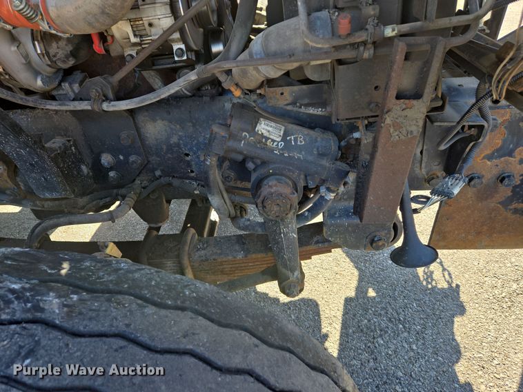 image for item EJ7348 2006 International 7400 dump truck