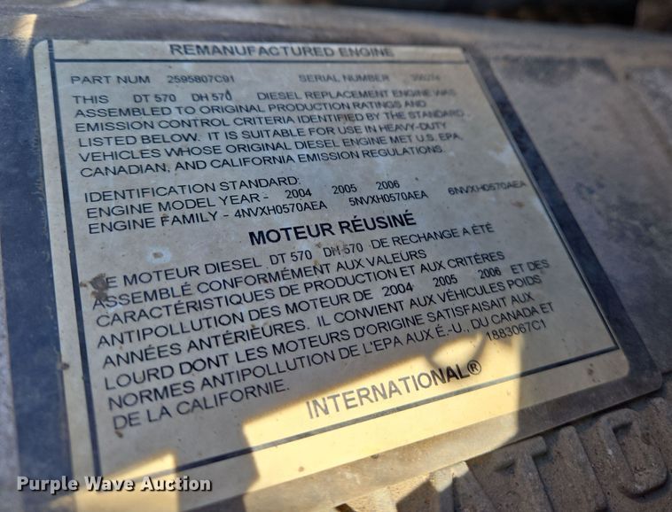 image for item EJ7348 2006 International 7400 dump truck