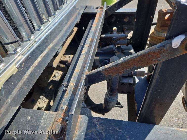 image for item EJ7349 2006 International 7400 dump truck