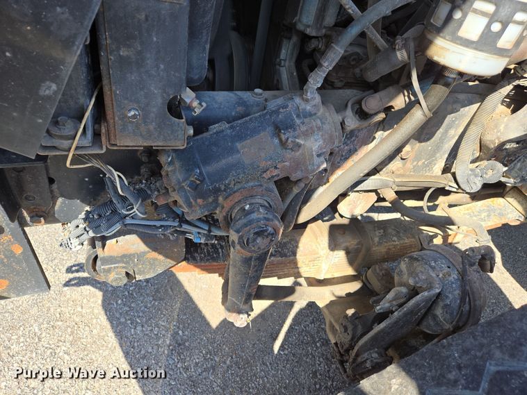 image for item EJ7349 2006 International 7400 dump truck