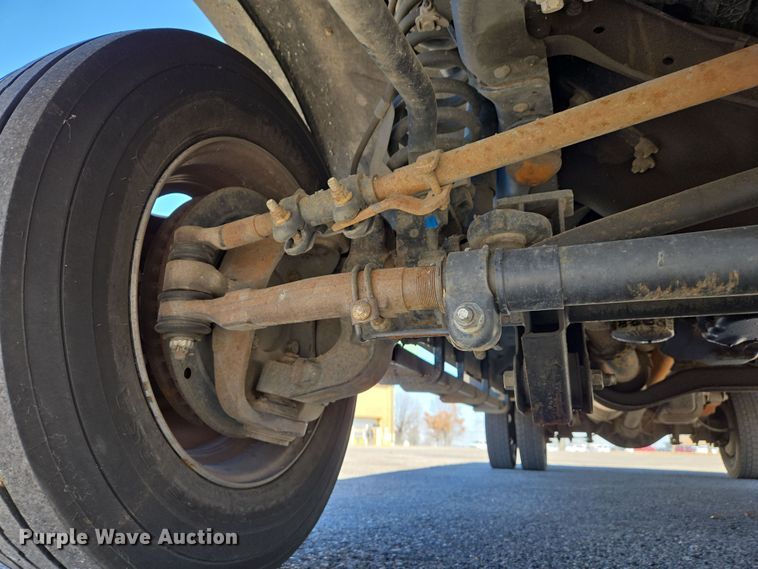 image for item EJ7350 2013 Ford F450 Super Duty XL Crew Cab flatbed truck