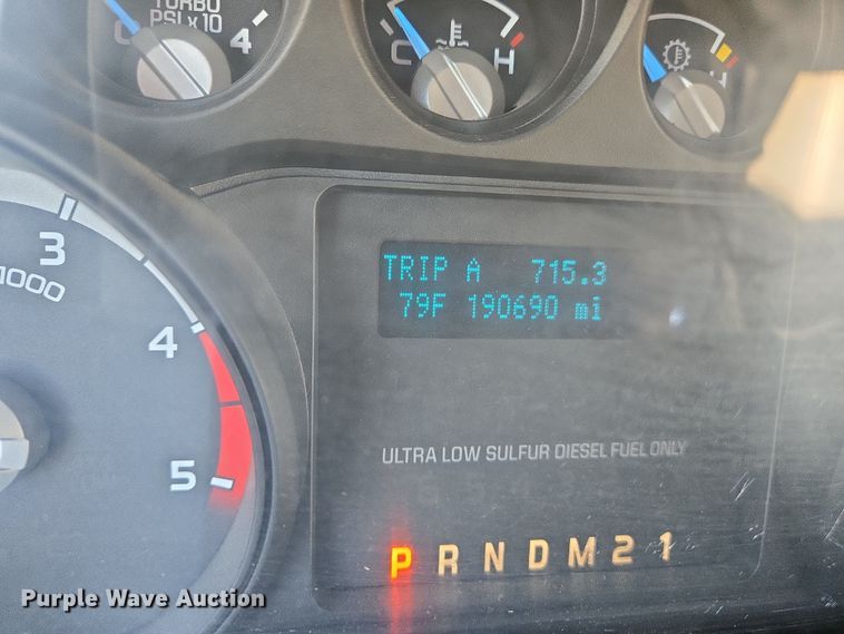 image for item EJ7350 2013 Ford F450 Super Duty XL Crew Cab flatbed truck