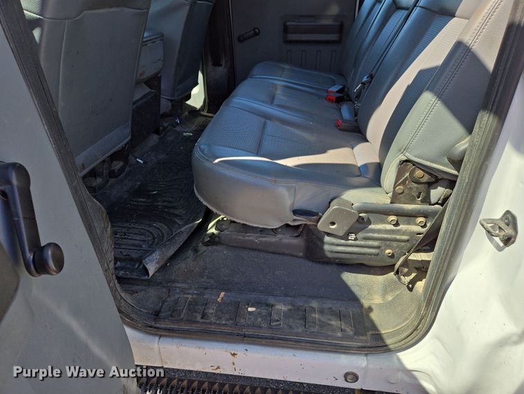 image for item EJ7350 2013 Ford F450 Super Duty XL Crew Cab flatbed truck