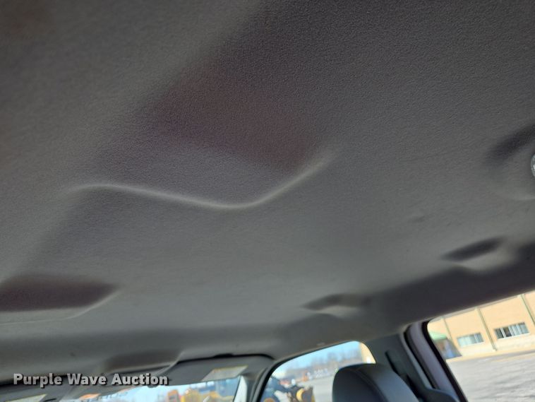 image for item EJ7350 2013 Ford F450 Super Duty XL Crew Cab flatbed truck