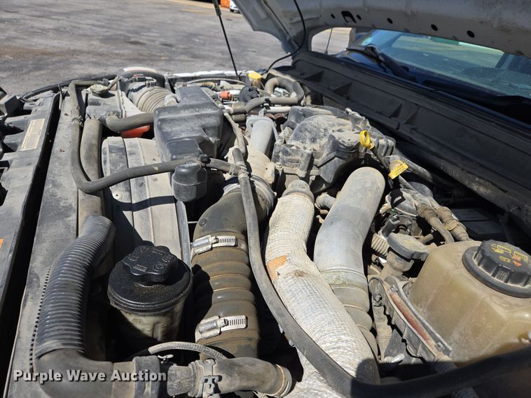 image for item EJ7350 2013 Ford F450 Super Duty XL Crew Cab flatbed truck